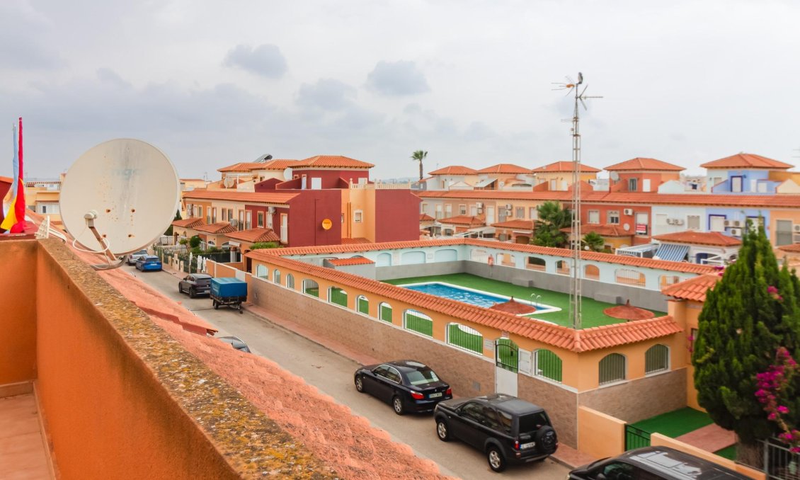 Segunda mano - Town House -
Torrevieja - Torretas