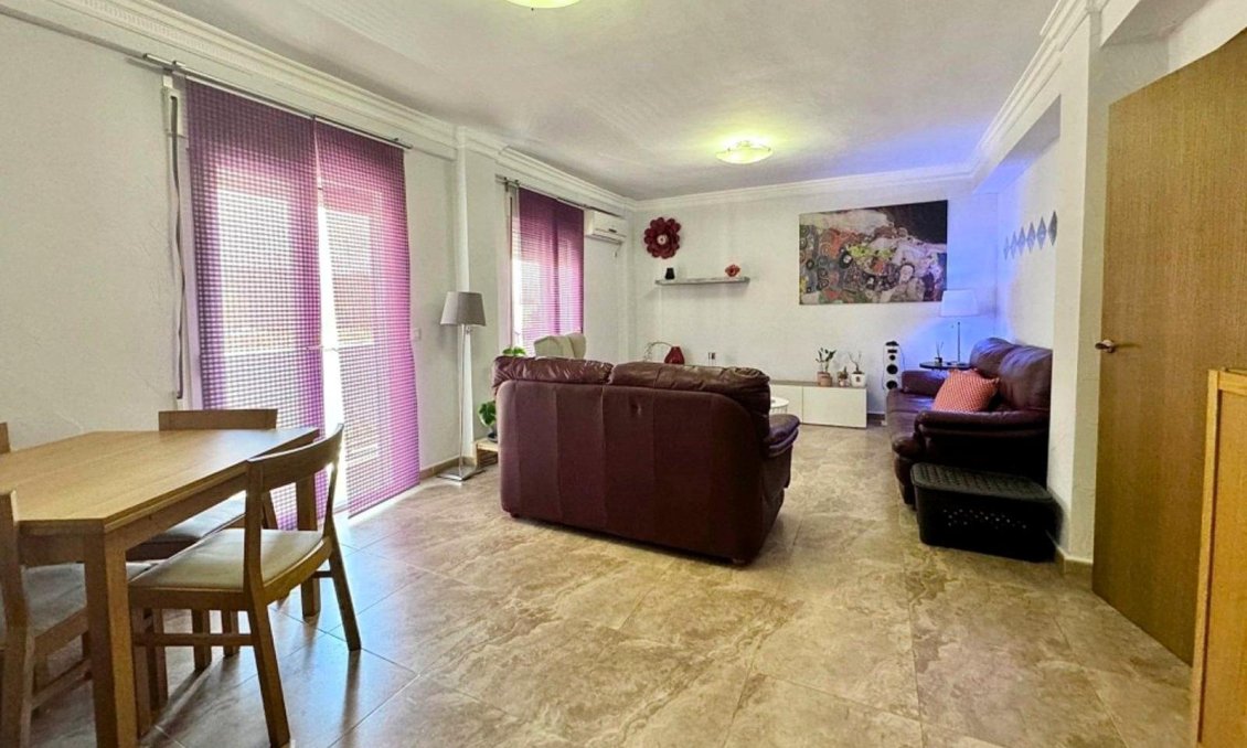 Wiederverkauf - Wohnung -
Torrevieja - Playa del Cura