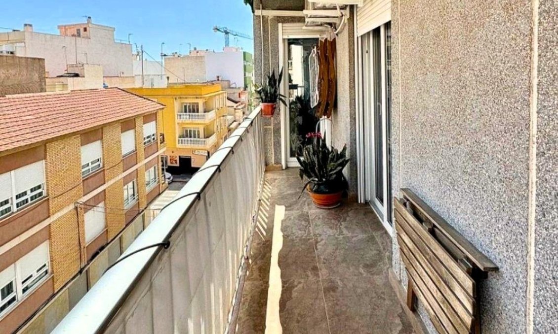 Wiederverkauf - Wohnung -
Torrevieja - Playa del Cura