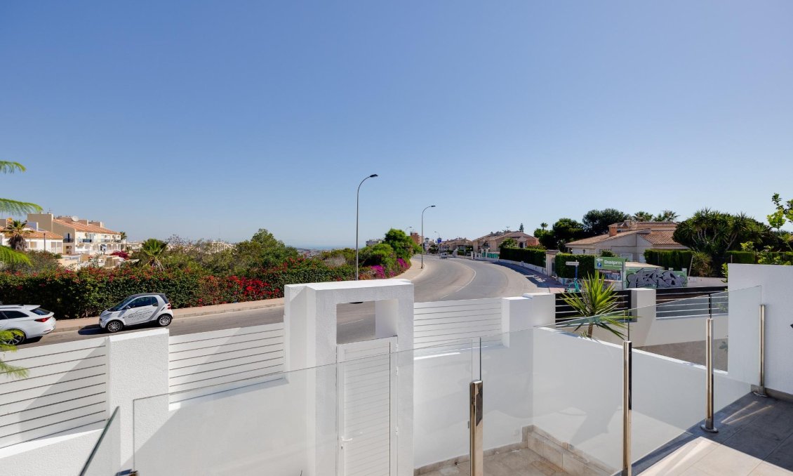 Segunda mano - Villa -
Torrevieja - Aguas Nuevas