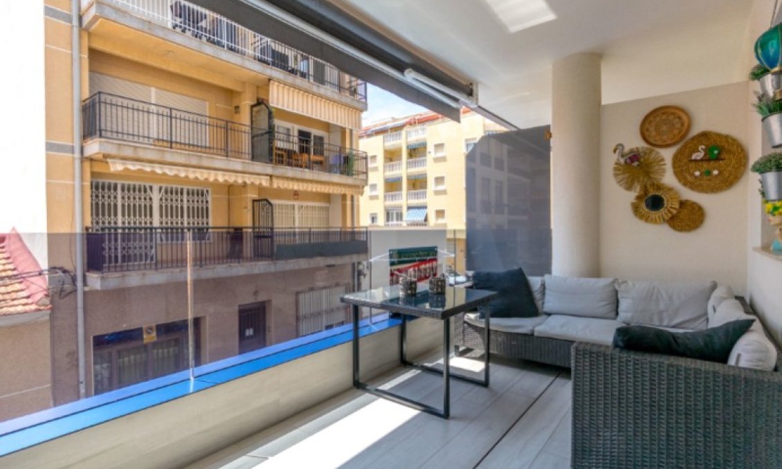Használt Ingatlanok - Apartman -
Torrevieja - Costa Blanca