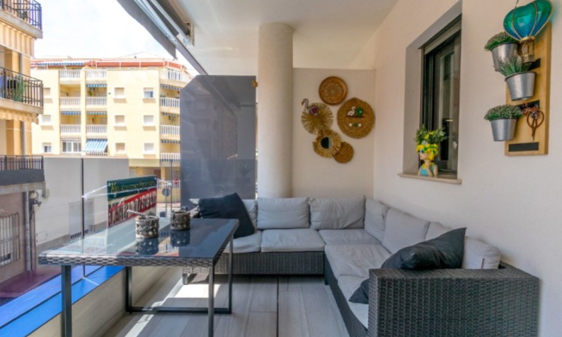 Használt Ingatlanok - Apartman -
Torrevieja - Costa Blanca