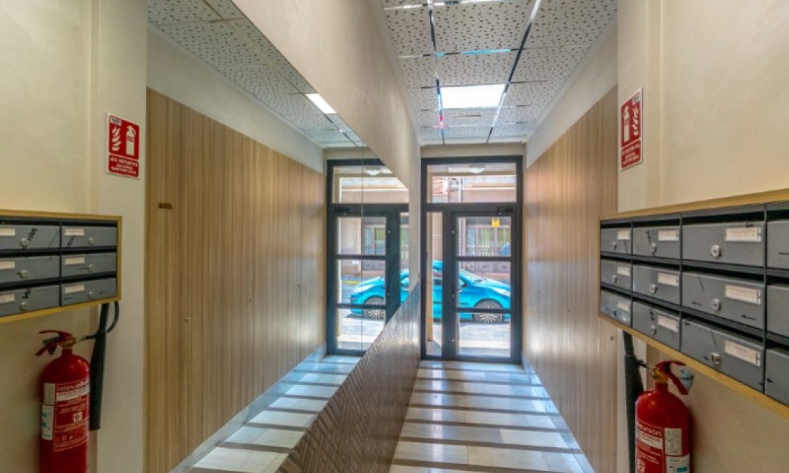 Használt Ingatlanok - Apartman -
Torrevieja - Costa Blanca