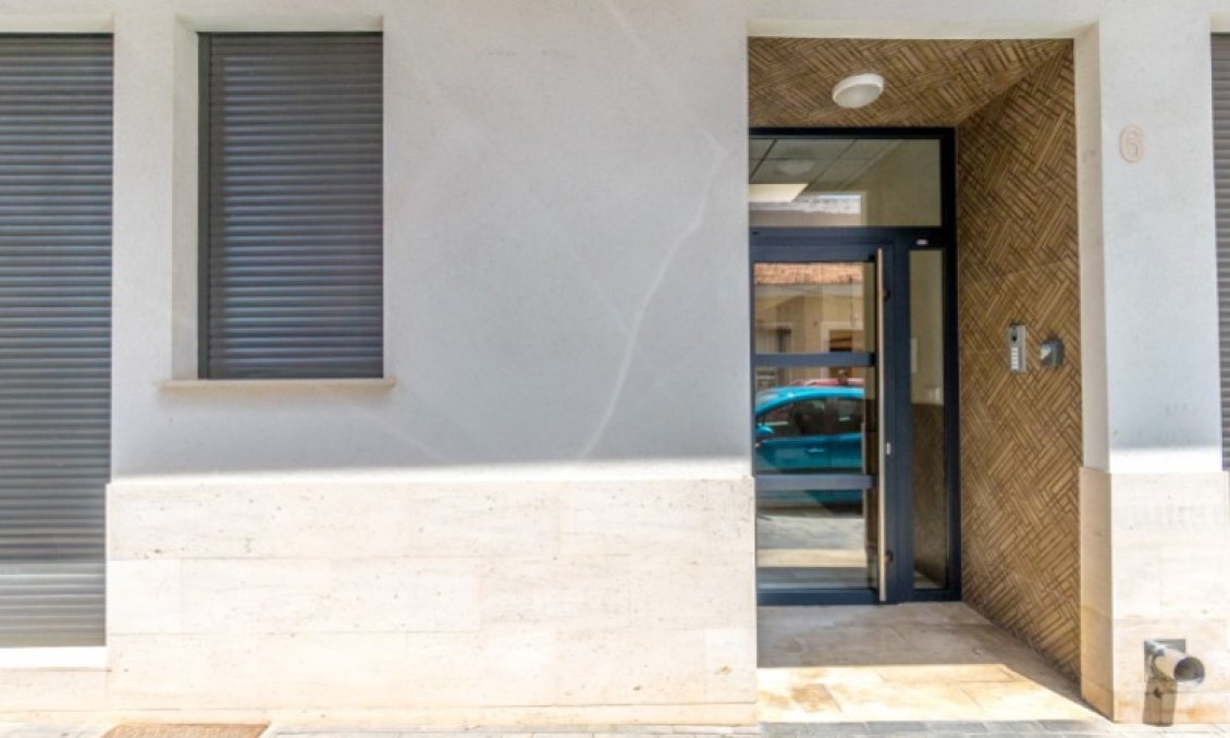 Használt Ingatlanok - Apartman -
Torrevieja - Costa Blanca