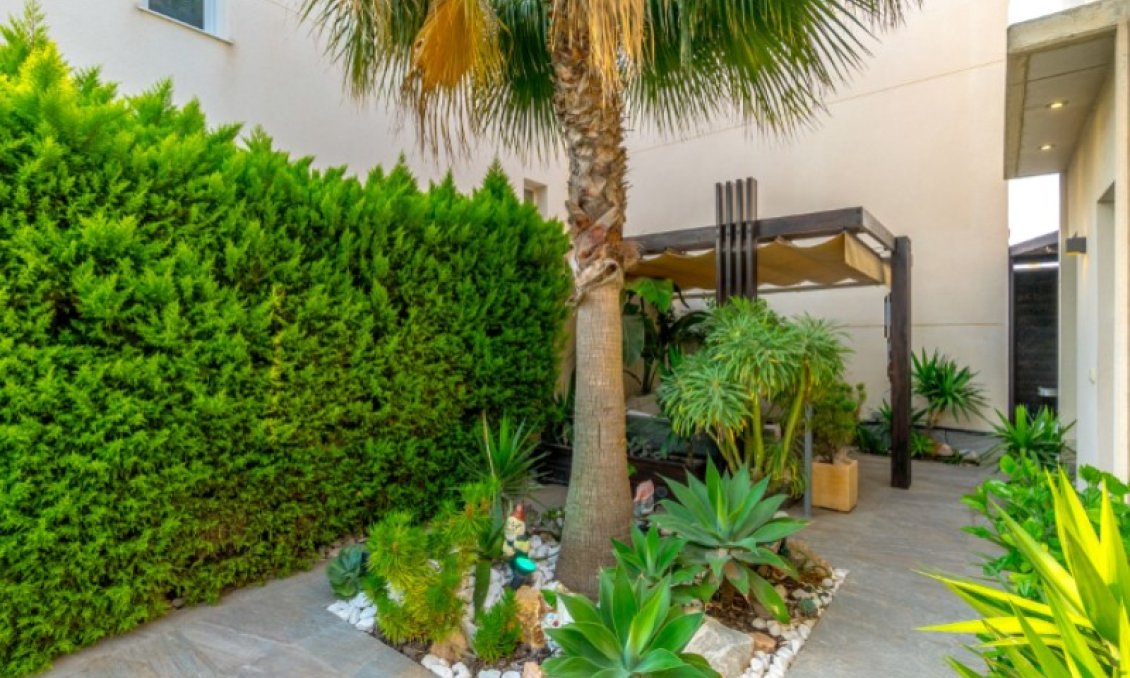 Wiederverkauf - Villa -
Pilar de la Horadada - Costa Blanca