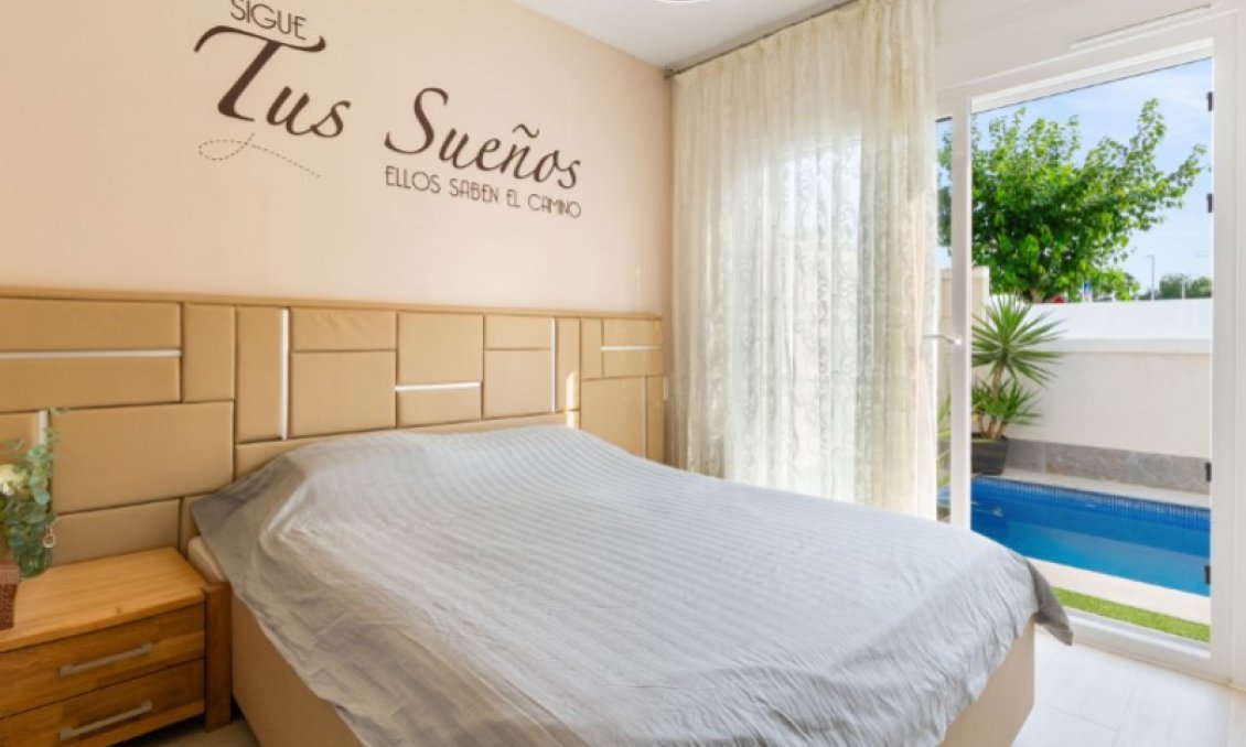 Wiederverkauf - Villa -
Pilar de la Horadada - Costa Blanca