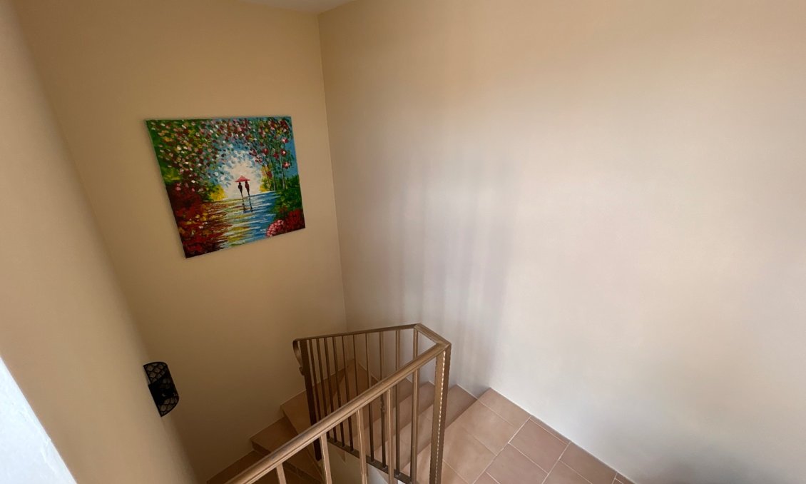 Segunda mano - Apartamento -
Jacarilla - Inland