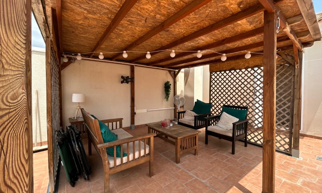 Segunda mano - Apartamento -
Jacarilla - Inland