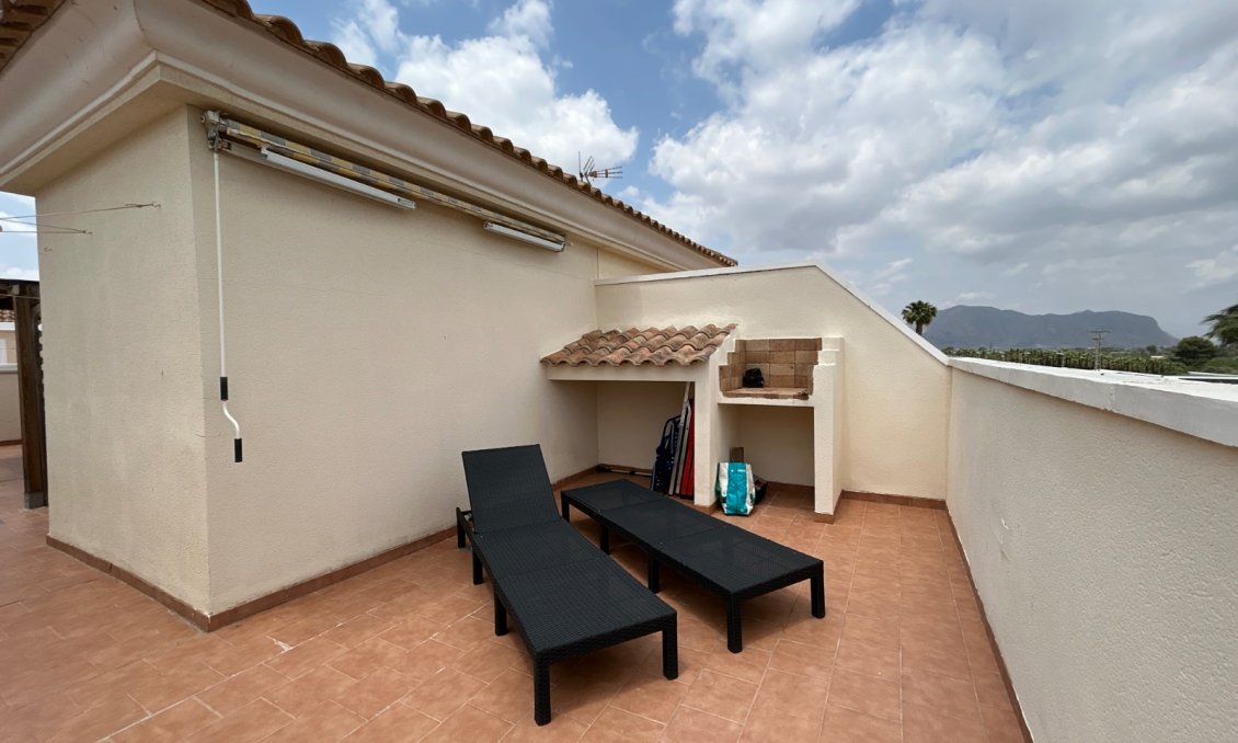 Segunda mano - Apartamento -
Jacarilla - Inland