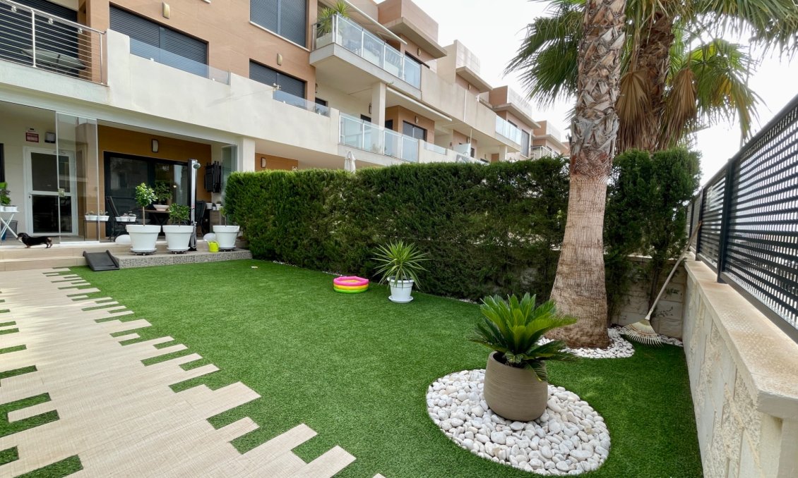 Segunda mano - Apartamento -
Orihuela Costa - Costa Blanca