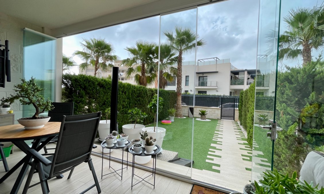 Segunda mano - Apartamento -
Orihuela Costa - Costa Blanca