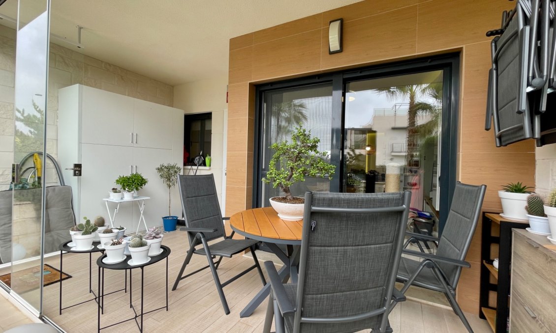Segunda mano - Apartamento -
Orihuela Costa - Costa Blanca