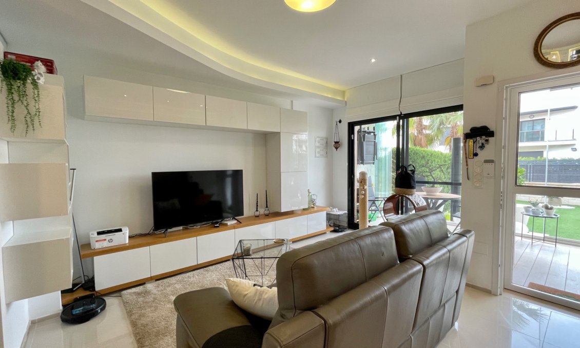 Segunda mano - Apartamento -
Orihuela Costa - Costa Blanca