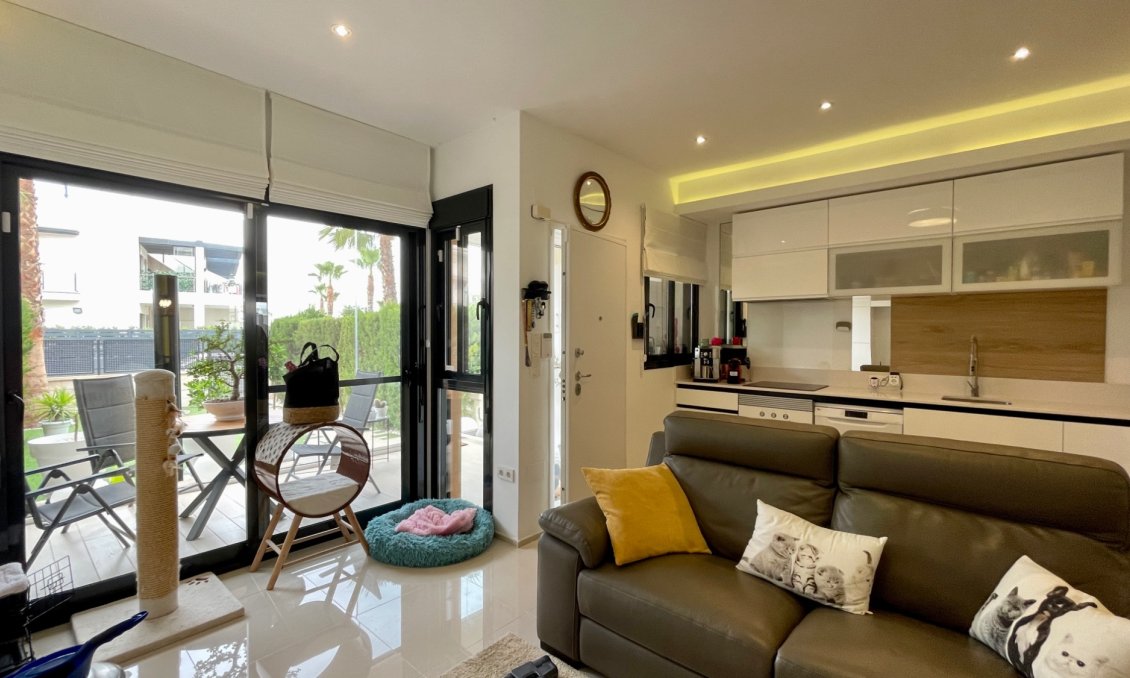 Segunda mano - Apartamento -
Orihuela Costa - Costa Blanca