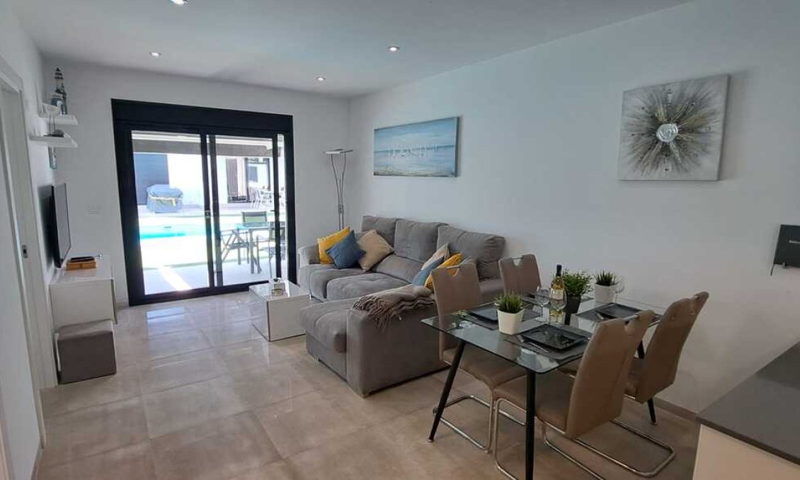 Segunda mano - Bungalow -
San Pedro del Pinatar - Las Salinas