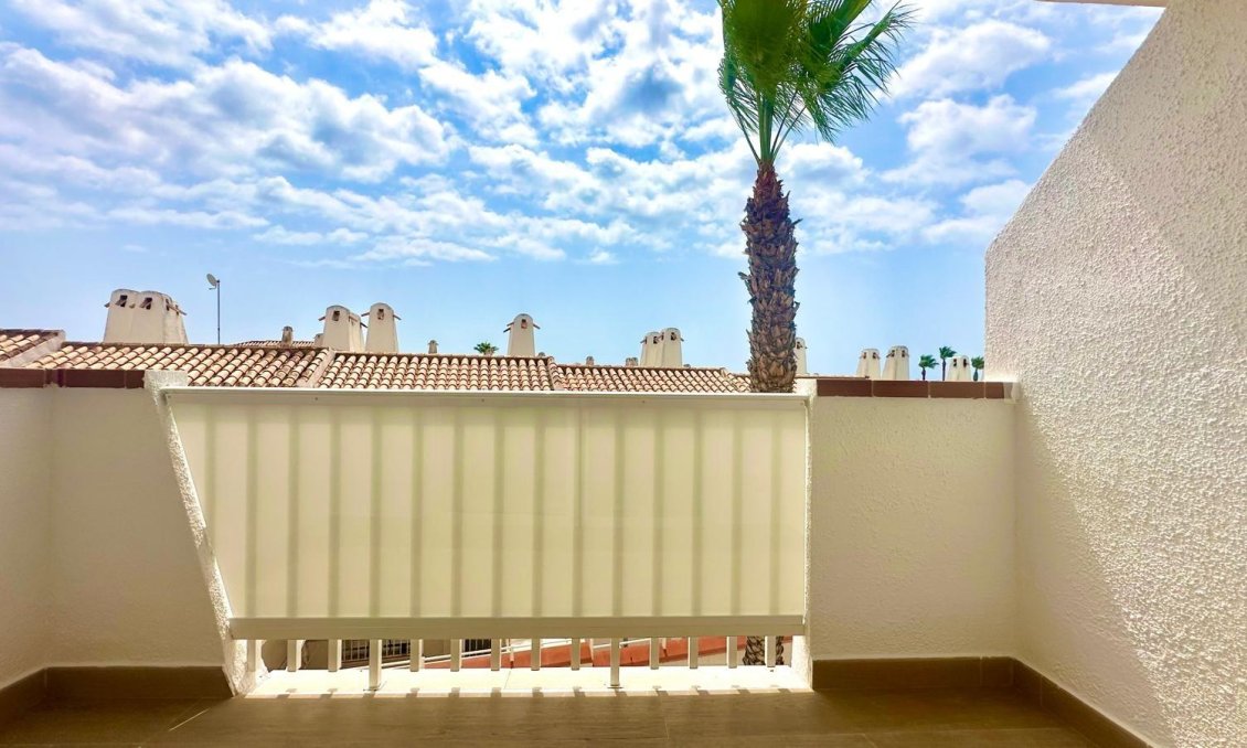 Segunda mano - Apartamento -
Orihuela Costa - Campoamor