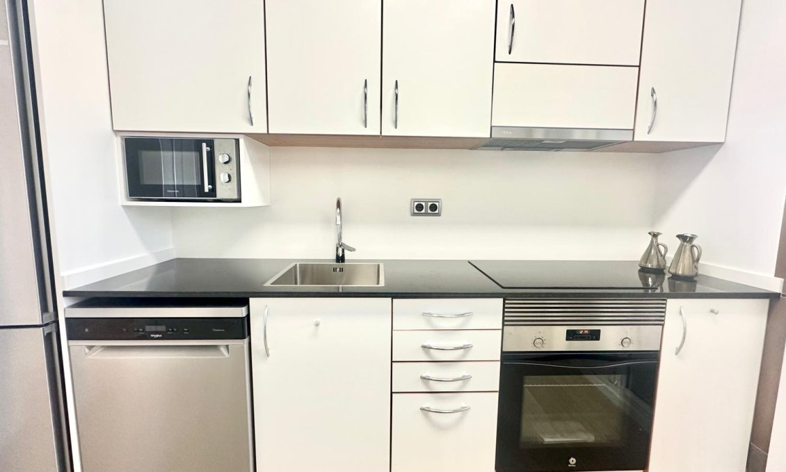 Segunda mano - Apartamento -
Orihuela Costa - Campoamor