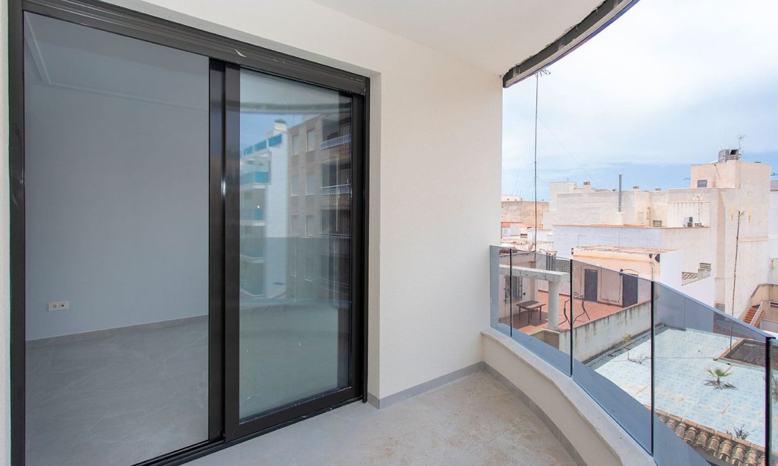 Használt Ingatlanok - Apartman -
Torrevieja - Costa Blanca