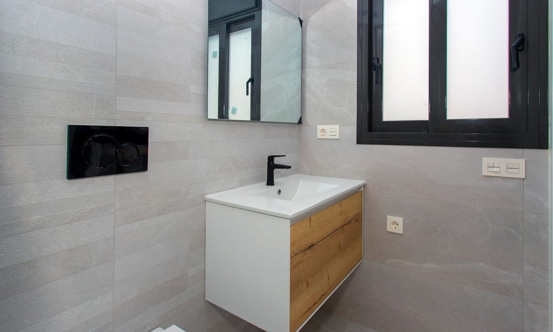 Használt Ingatlanok - Apartman -
Torrevieja - Costa Blanca