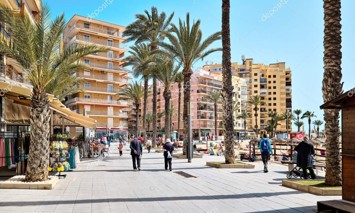 Használt Ingatlanok - Apartman -
Torrevieja - Costa Blanca