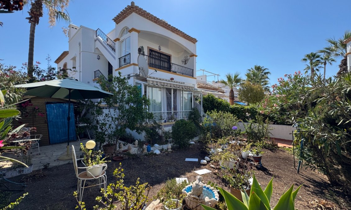 Segunda mano - Apartamento -
Orihuela Costa - Costa Blanca
