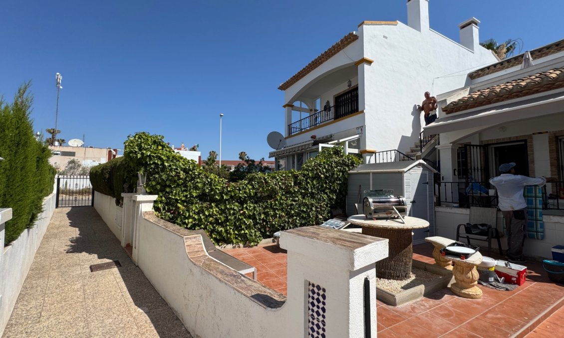 Segunda mano - Apartamento -
Orihuela Costa - Costa Blanca