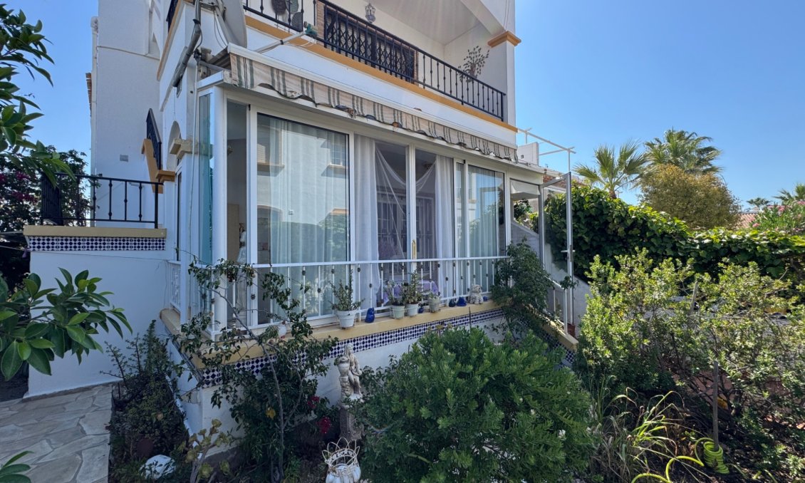 Segunda mano - Apartamento -
Orihuela Costa - Costa Blanca