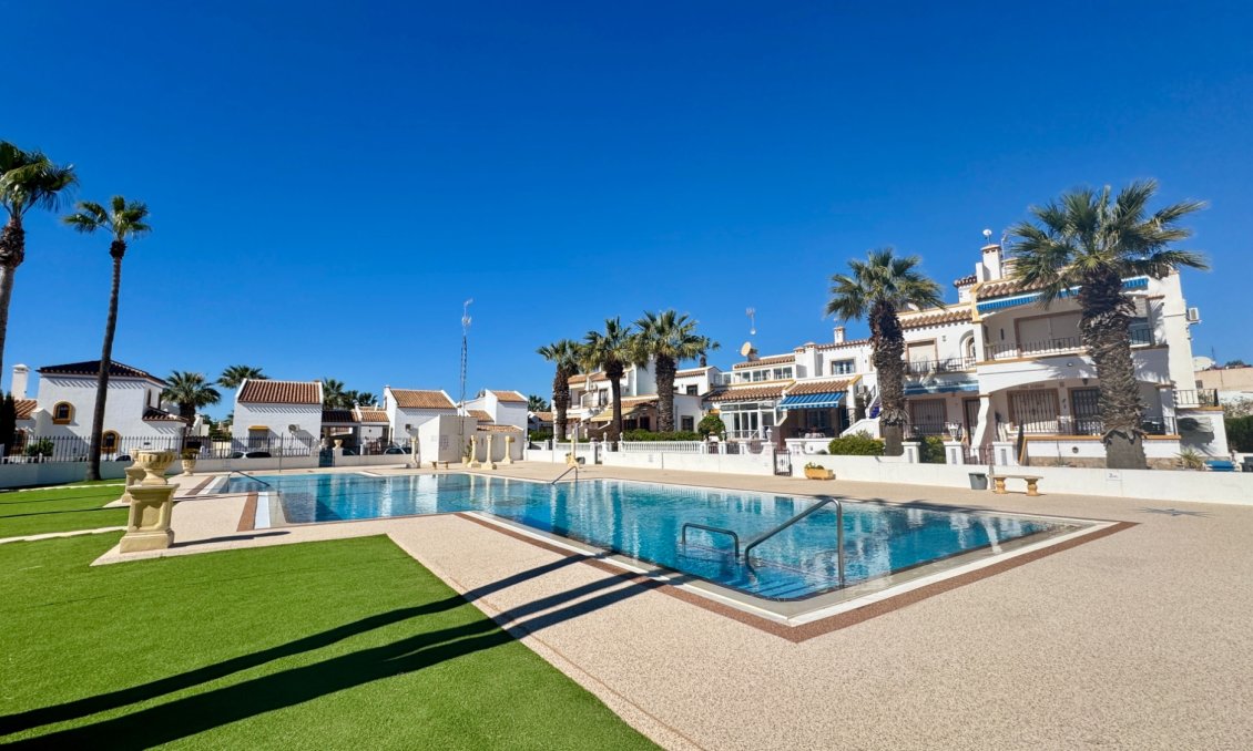 Segunda mano - Apartamento -
Orihuela Costa - Costa Blanca