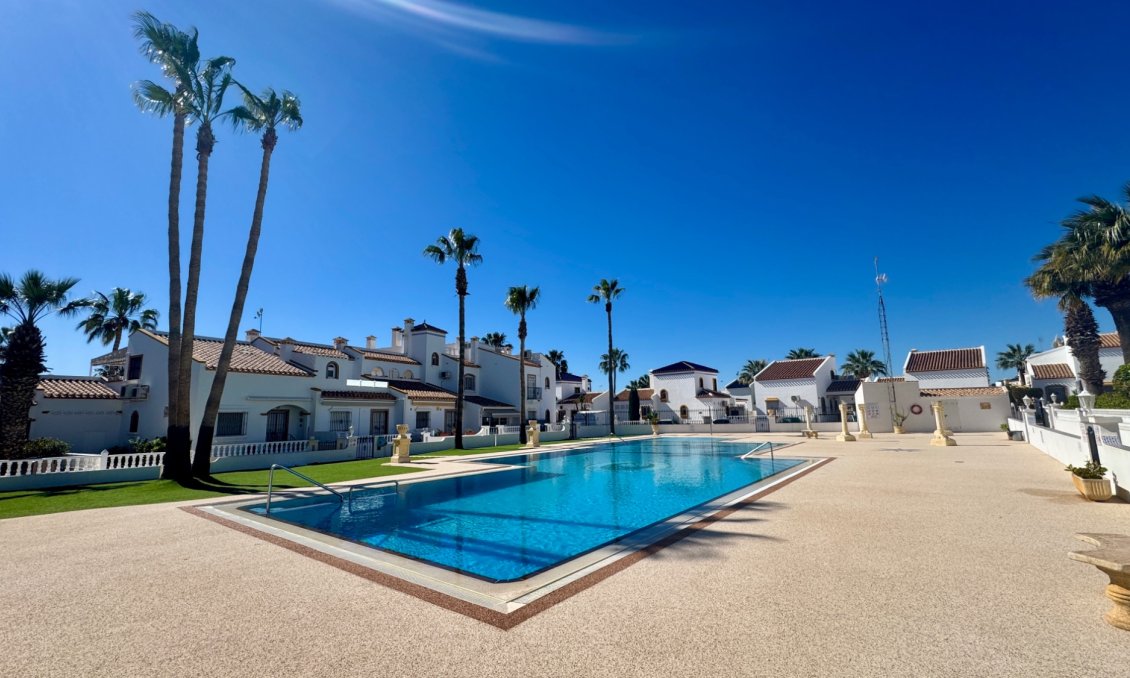 Segunda mano - Apartamento -
Orihuela Costa - Costa Blanca
