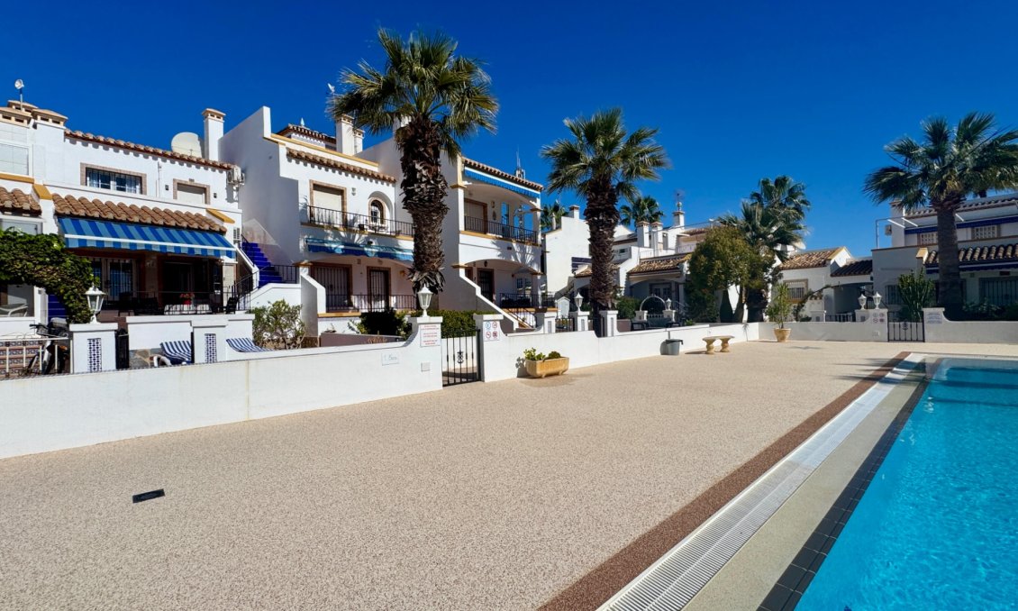 Segunda mano - Apartamento -
Orihuela Costa - Costa Blanca