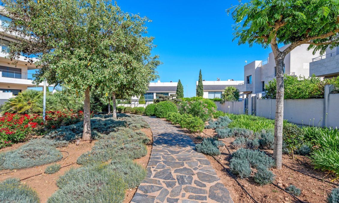 Segunda mano - Apartamento -
Orihuela Costa - Costa Blanca