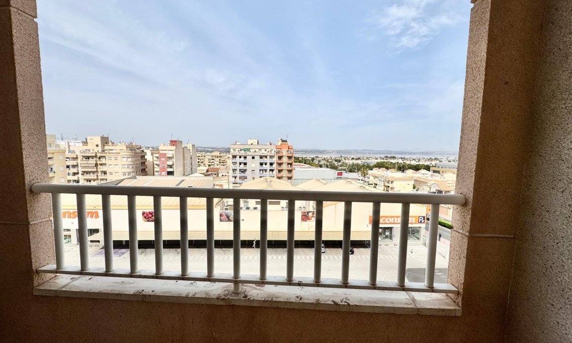 Segunda mano - Ático -
Torrevieja - El Molino