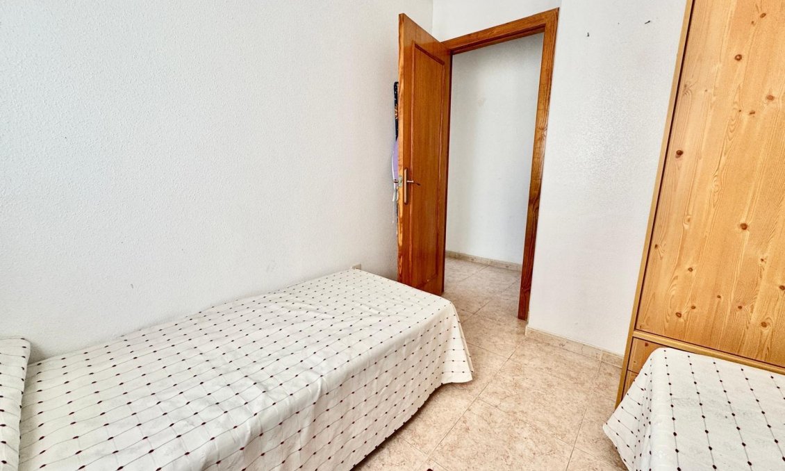 Segunda mano - Ático -
Torrevieja - El Molino