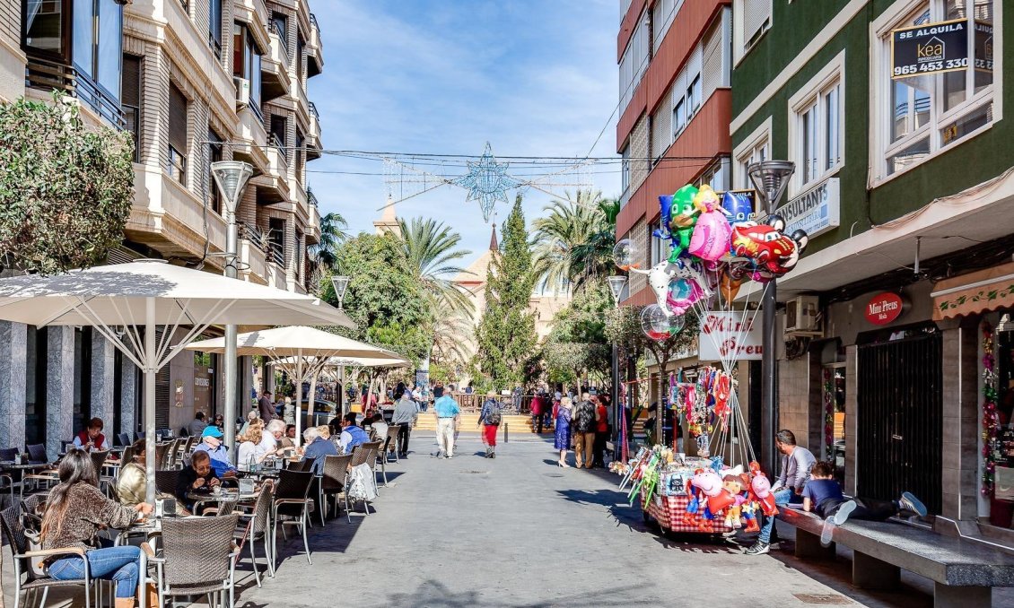 Segunda mano - Ático -
Torrevieja - El Molino