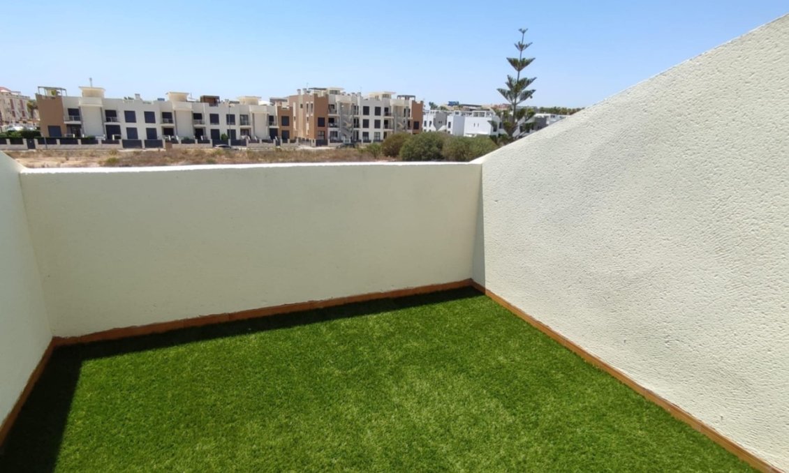 Segunda mano - Quad Villa -
Playa Flamenca - Costa Blanca