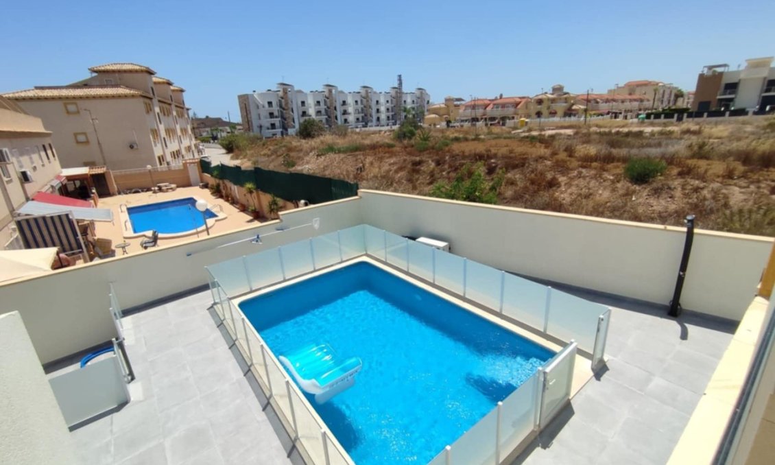 Segunda mano - Quad Villa -
Playa Flamenca - Costa Blanca