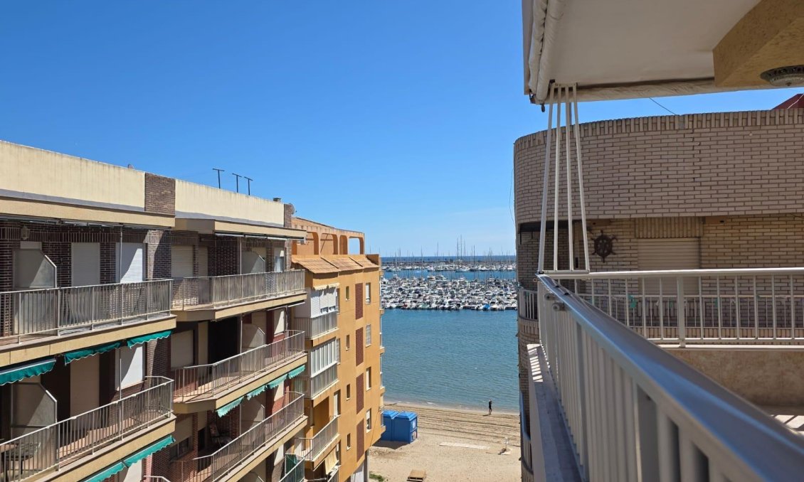 Segunda mano - Apartamento -
Torrevieja - Acequion