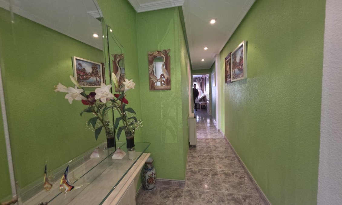 Segunda mano - Apartamento -
Torrevieja - Acequion