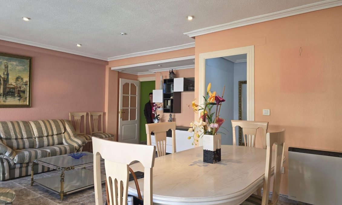 Segunda mano - Apartamento -
Torrevieja - Acequion