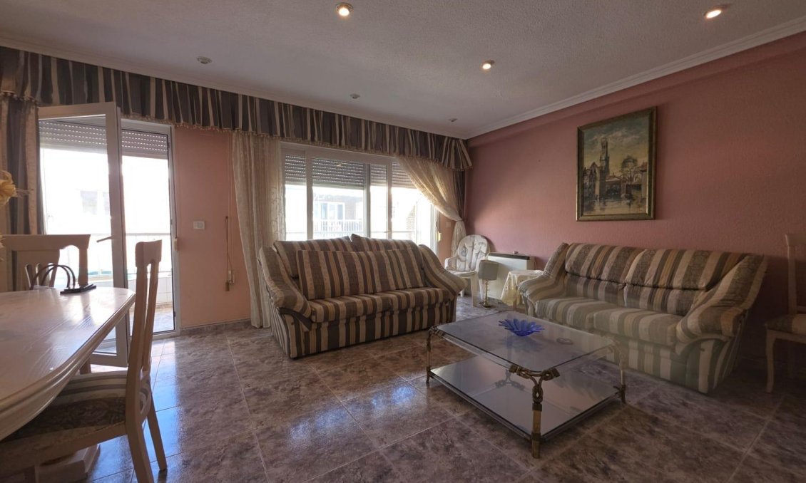 Segunda mano - Apartamento -
Torrevieja - Acequion