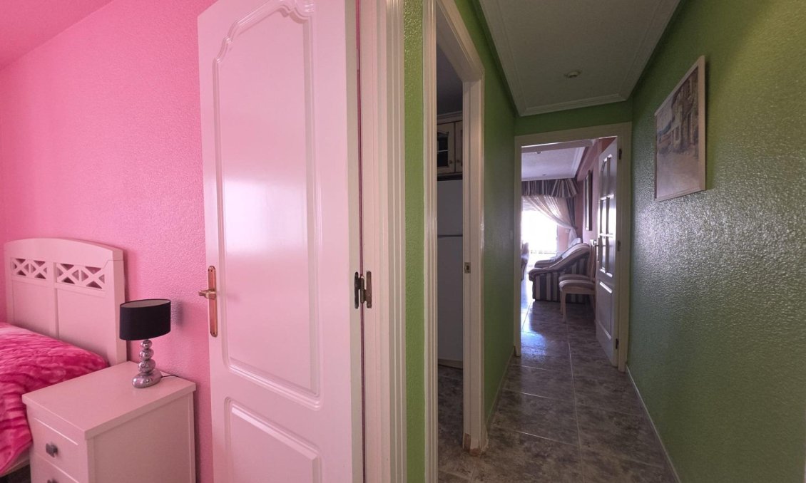 Segunda mano - Apartamento -
Torrevieja - Acequion