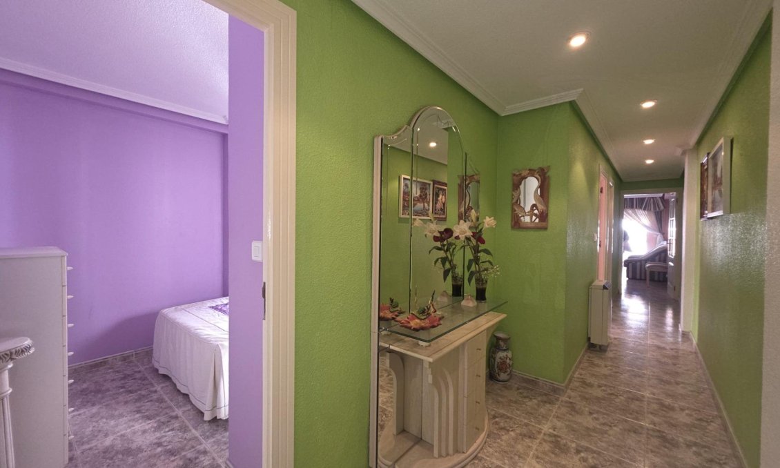 Segunda mano - Apartamento -
Torrevieja - Acequion
