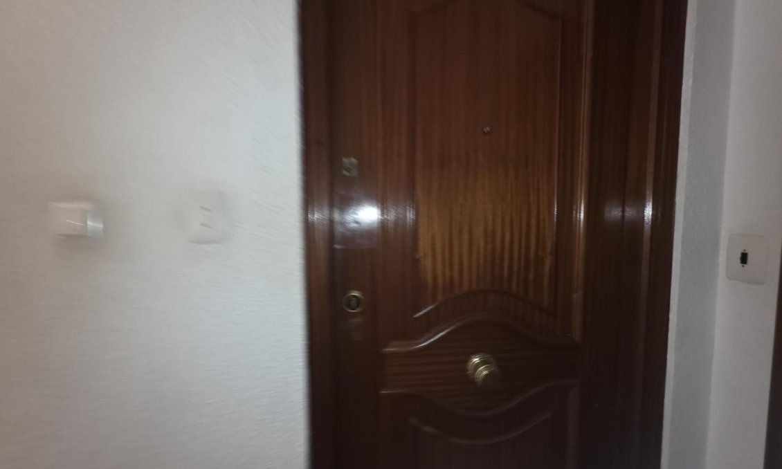 Segunda mano - Apartamento -
Torrevieja - Acequion