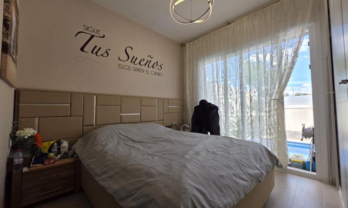 Segunda mano - Villa -
Pilar de la Horadada - Zona Pueblo