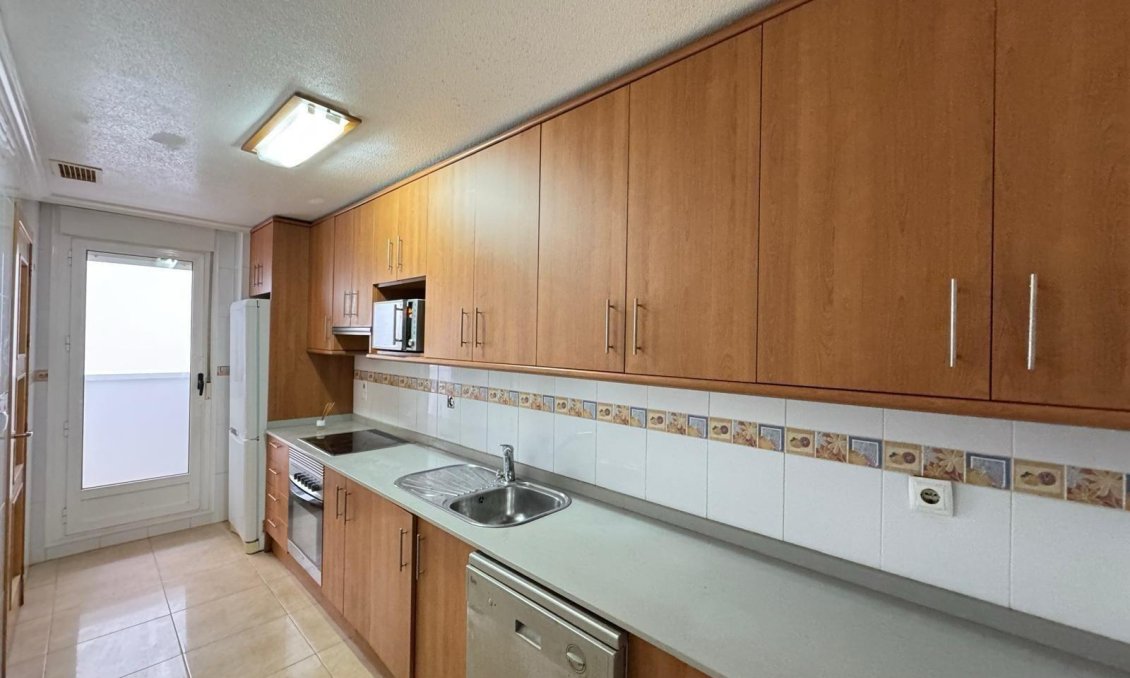 Wiederverkauf - Wohnung -
Torrevieja