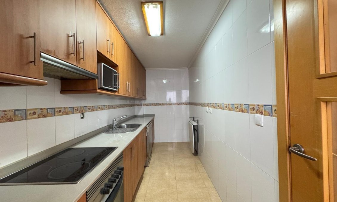 Wiederverkauf - Wohnung -
Torrevieja