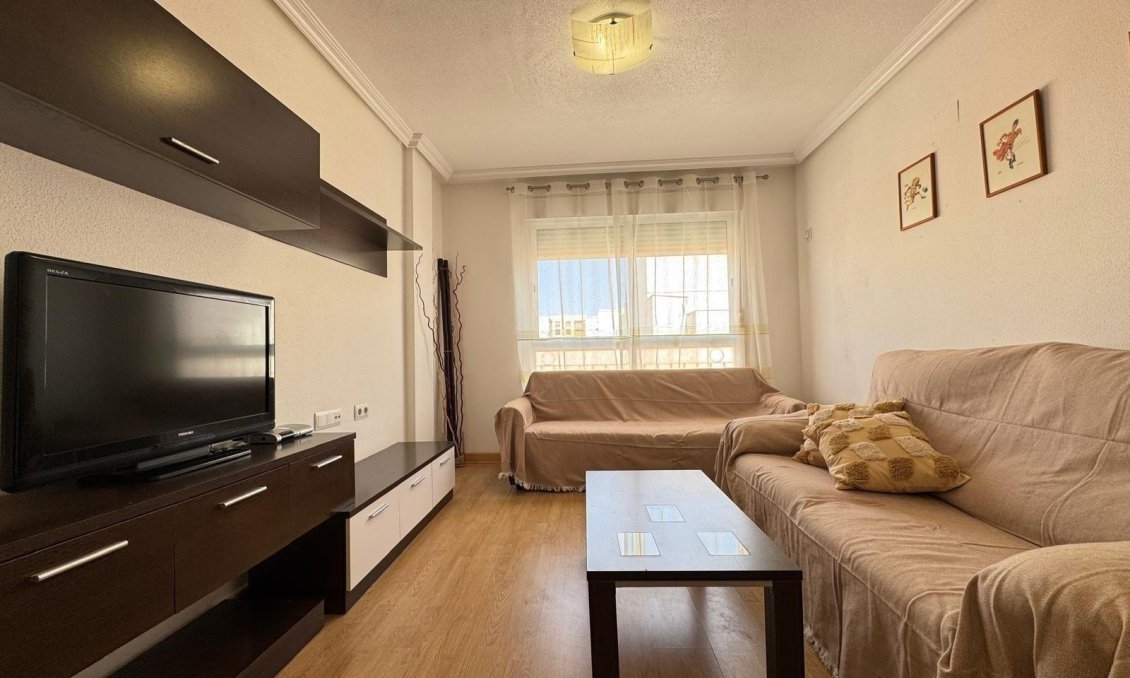 Wiederverkauf - Wohnung -
Torrevieja