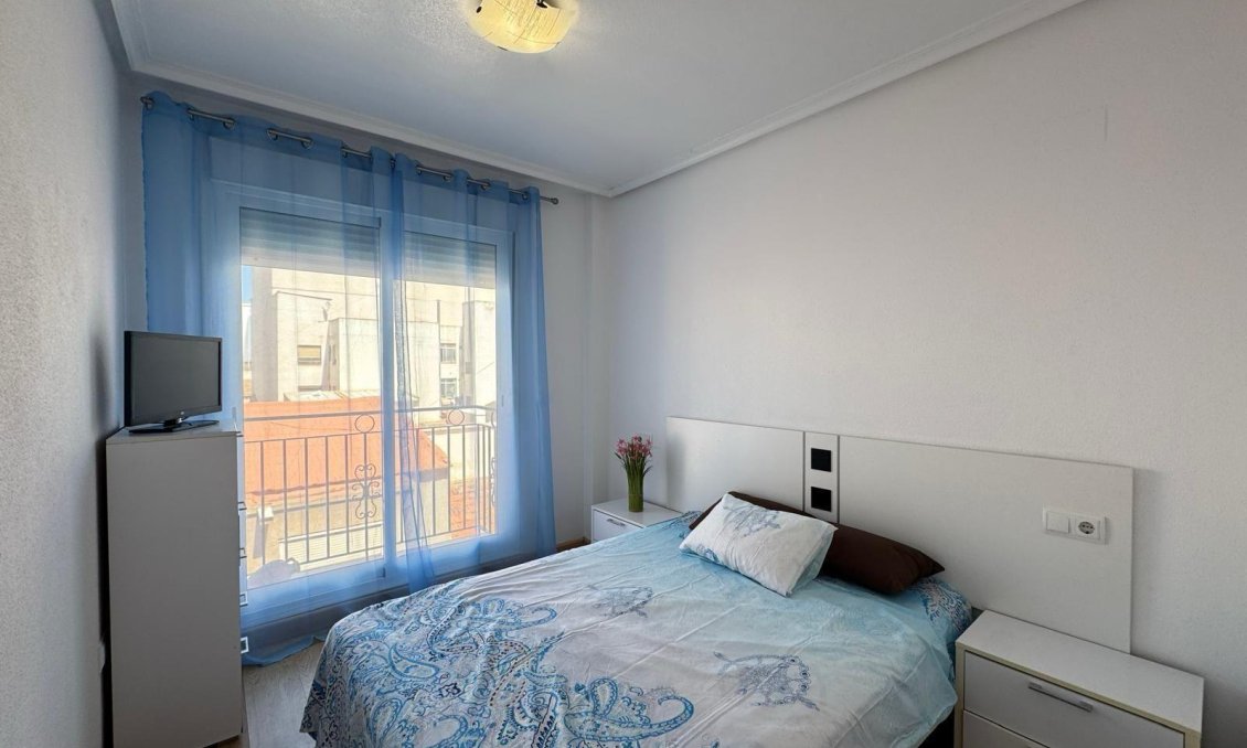 Wiederverkauf - Wohnung -
Torrevieja