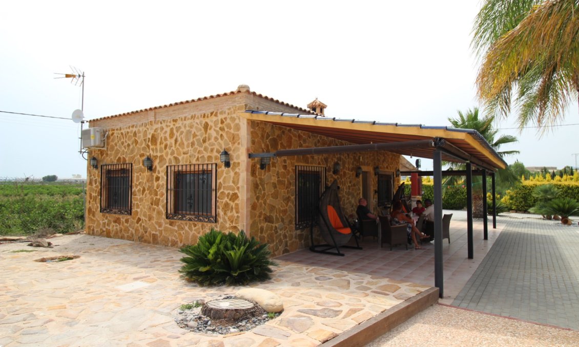 Segunda mano - Villa -
Fortuna - Inland