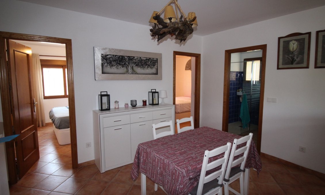 Segunda mano - Villa -
Fortuna - Inland